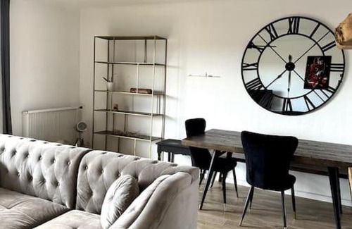 La Lunette Apartment | Cozy Calao Apartment: Pet-Friendly with Free Parking