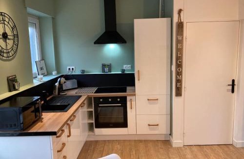 Le Portel Apartment | Cozy Duplex Apartment Steps from the Beach with Ocean View