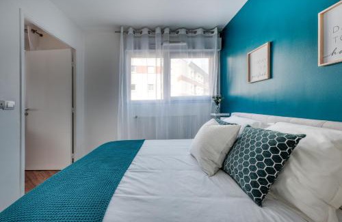 Elancourt Apartment | Serene Apartment for Families with a 9.1 Guest Rating