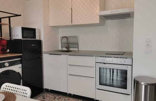 Romainville Apartment | Cozy Apartment Close to Paris with Family-Friendly Amenities