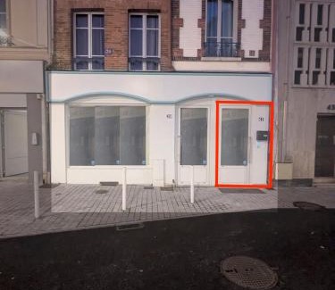 Dreux Apartment | Cozy & Bright Downtown Appartement #4 - Pet Friendly Stay