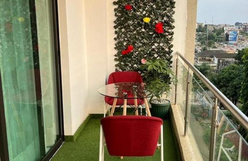 Bingerville Apartment | Modern & Cozy Apartment in Riviera Faya - Pet Friendly Stay