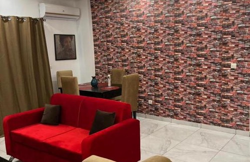 Bingerville Apartment | Modern & Cozy Apartment in Riviera Faya - Pet Friendly Stay