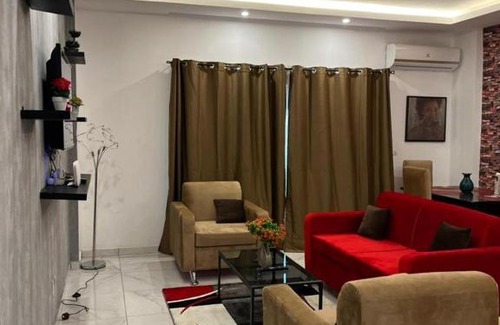 Bingerville Apartment | Modern & Cozy Apartment in Riviera Faya - Pet Friendly Stay