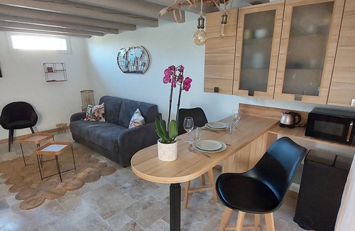 Cabrieres Apartment | Cozy Apartment with Kitchen in Picturesque Gardois Village