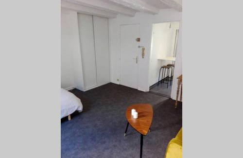 Krutenau Apartment | Comfortable Sainte Madeleine Apartment - Child Friendly Stay