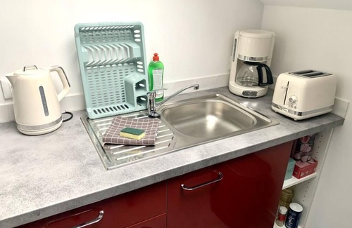 Berck-sur-Mer Apartment | Cozy Retreat: Ocean View, Pet-Friendly & Steps from Beach