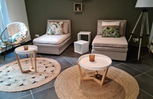 Nieuwrode Apartment | Unique Apartment COZY ET ATYPIQUE Near Family-Friendly Attractions