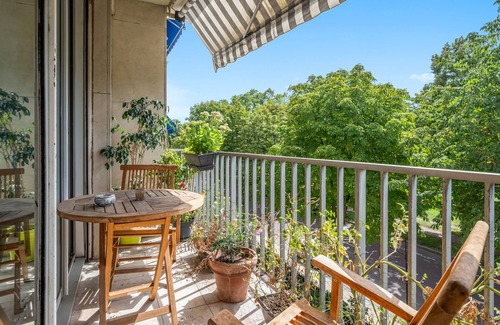 Neuilly-sur-Seine Apartment | Stylish Apartment Near Paris - Welkeys with Great Amenities
