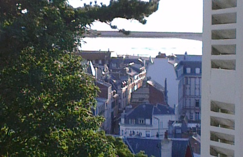 Trouville-sur-Mer Apartment | Beautiful Villa with Breathtaking Sea Views for Families