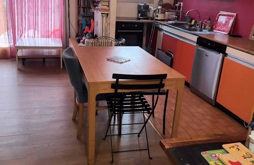 Quartier de la Chapelle Apartment | Bright Family Apartment in Quiet JO District for Relaxation