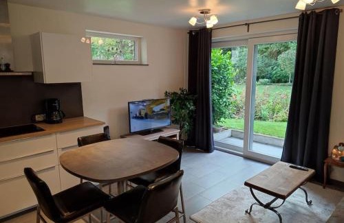 Erpent Apartment | Cozy Apartment in an Impressive Residential Neighborhood