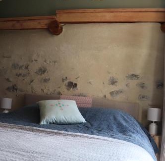Briancon Apartment | Cozy Apartment in a Charming Country House - Pet Friendly
