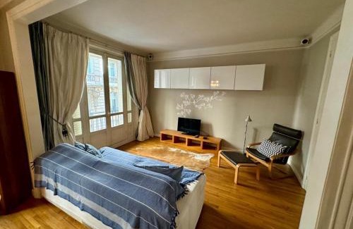 Notre-Dame-des-Champs Apartment | Cozy 2-Bedroom Apartment in the Heart of Paris