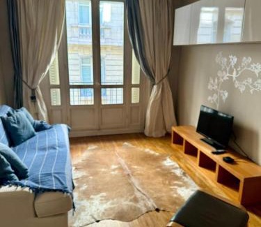 Notre-Dame-des-Champs Apartment | Cozy 2-Bedroom Apartment in the Heart of Paris