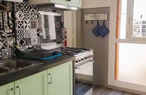 Villejuif Apartment | Tranquil 3-Room Apartment Near Paris with Spa and Kitchen