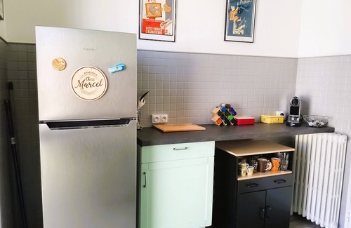 Villejuif Apartment | Tranquil 3-Room Apartment Near Paris with Spa and Kitchen