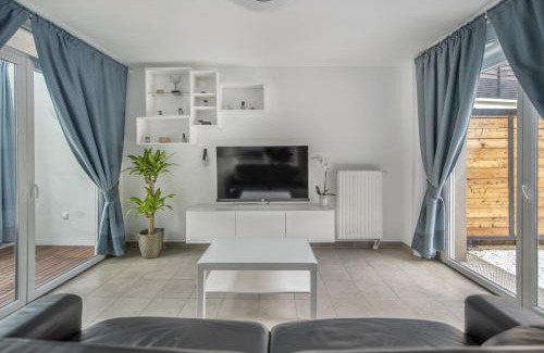 Juvisy-sur-Orge Apartment | Spacious 4-Bedroom Apartment Near Paris with Great Amenities