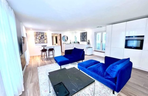Tours Apartment | Relaxing 70m2 Apartment with Spa and Private Terrace