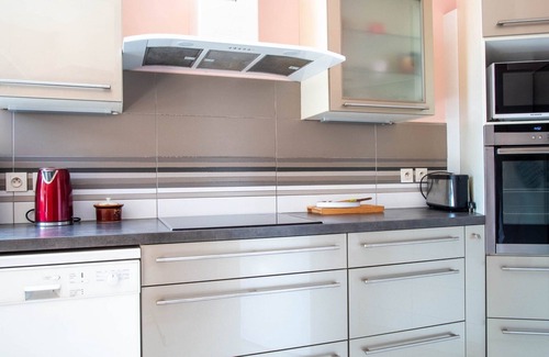 Poitiers Apartment | Characterful Apartment in the Heart of Poitiers with Spa