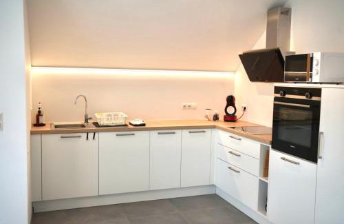 Vaux-sur-Sure Apartment | Charming Family-Friendly Appartement de charme Awaits You