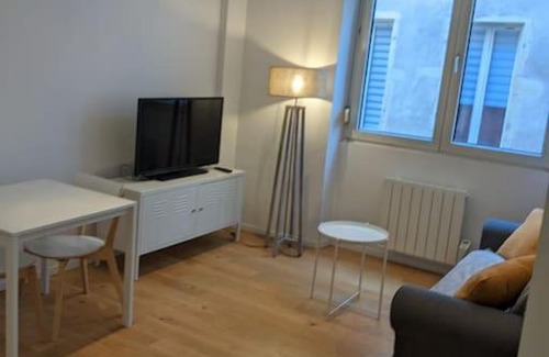 Nancy City Centre Apartment | Prime Location Apartment in Old Town - Guest Rated 10/10