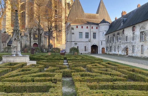 Beauvais Apartment | Charming Appartement de Charme for Your Perfect Getaway