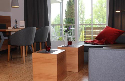 Immenstaad am Bodensee Hotel | Relax at Appartementhotel Röhrenbach with Oceanfront Views