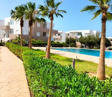 Swiss City Apartment | Elegant Luxury Appartement in Imiouaddar with Pool Access