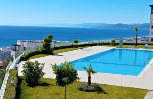 Tetouan Apartment | Elegant Appartement de Luxe in Cabo Negro with Spa Access