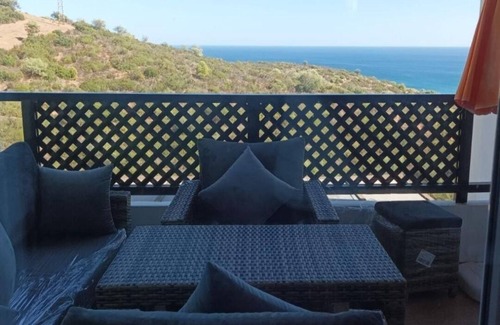 Tetouan Apartment | Elegant Appartement de Luxe in Cabo Negro with Spa Access
