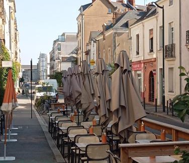 Madeleine-Champ de Mars Apartment | City Apartment: Family-Friendly Retreat with Great Reviews