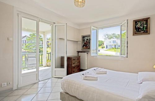 Ciboure Apartment | Oceanfront Appartement des Basques - Pet Friendly Retreat