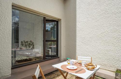 Saint-Michel - Nansouty - Saint-Genes Apartment | Pet-Friendly Appartement des Sablières with Pool Access