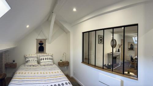Tulle Apartment | Elegant Apartment in the Heart of Tulle - Pet Friendly!