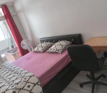 Houilles Apartment | Family-Friendly Getaway at Appartement du Marne