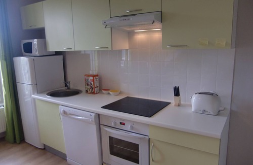 Saint-Nectaire Apartment | Pet-Friendly Duplex Apartment in Scenic Auvergne