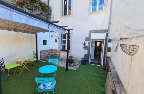 Chateaulin Apartment | Family-Friendly Appartement Duplex The Lighthouse Awaits You