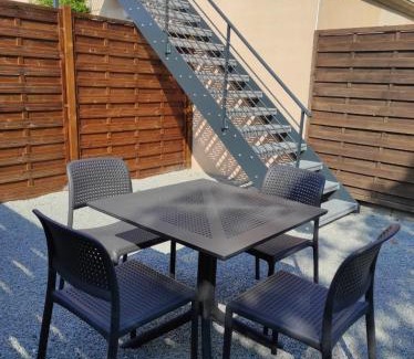 Cheffois Apartment | appartement en Vendée, près de circuits de rando, vélo et d'un des plus beaux villages de France