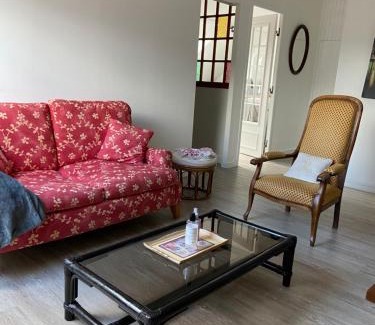 Vendome Apartment | Central City Residence - Family-Friendly Apartment Awaits