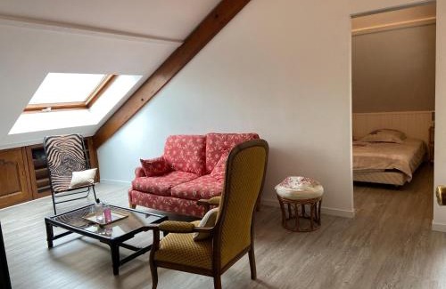 Vendome Apartment | Central City Residence - Family-Friendly Apartment Awaits