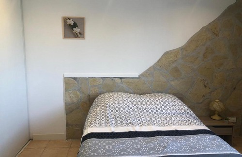 Calas Apartment | Cozy Apartment Between Aix en Provence and Marseille