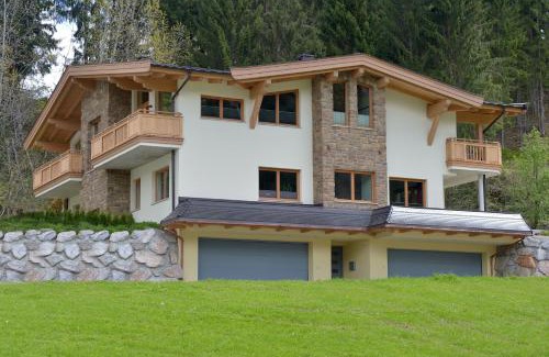 Ellmau Apartment | Child-Friendly Appartement Erlenau: 10/10 Guest Rated Retreat