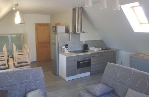 Rang-du-Fliers Apartment | Family-Friendly Apartment with Terrace & 9.2/10 Rating