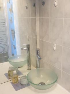 Hermanville-sur-Mer Apartment | Oceanfront Apartment with Sea View for 3 Guests & Baby