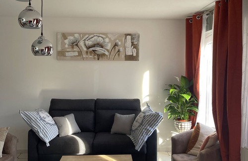 Houilles Apartment | Cozy Appartement F2 Near Paris: Child Friendly & Quiet