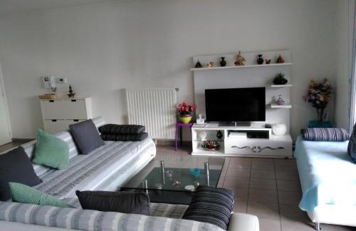 Saint-Priest Apartment | Family-Friendly Appartement F3 with Private Parking