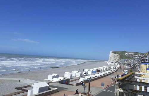 Mers-les-Bains Apartment | Oceanfront Apartment in Mers Les Bains with Pool & Spa