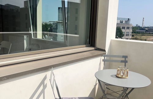Ivry-port Apartment | Family-Friendly Appartement in Portes de Paris with Parking