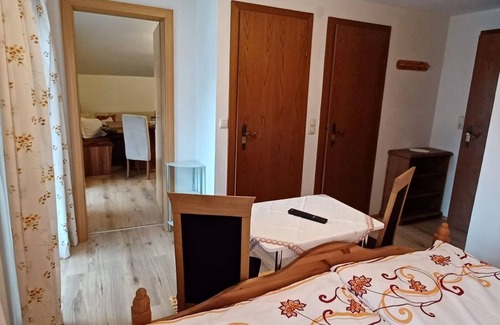 Rauris Other | Cozy 2-Bedroom Apartment with Kitchen & Breakfast Offered